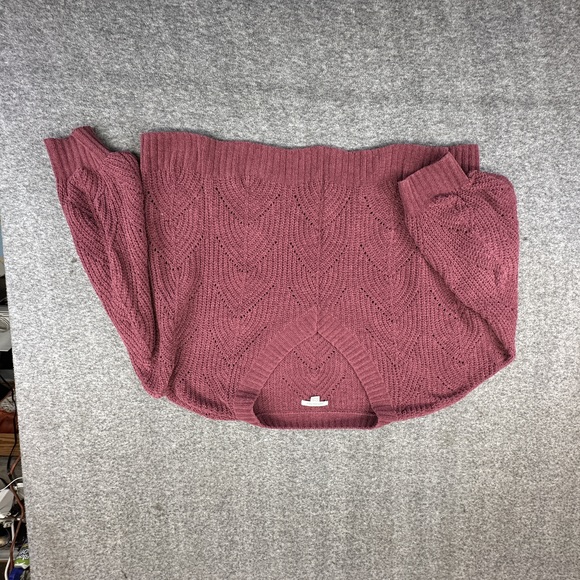 American Eagle Oversized, Cropped Sweater - Picture 6 of 6